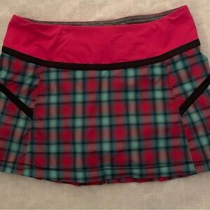 Lululemon Run  Pink Plaid Size 2  - only air dried- like new - no tags